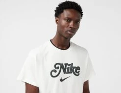 Nike Varsity T-Shirt -Mode de Rêve sz 679114 b